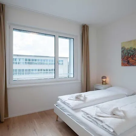 Hitrental Letzigrund - Apartment Zurich Extérieur photo